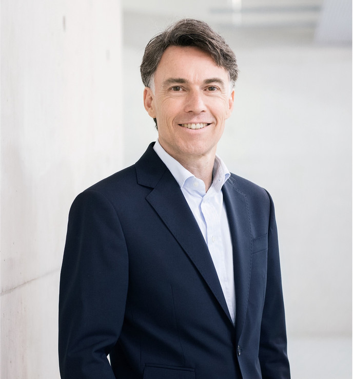 Dr. Niels Kegel